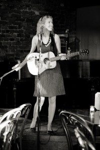 lisa-bw-rockwood-199x300-1025048